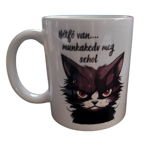 Hétfő van munkakedv meg sehol-fehér bögre