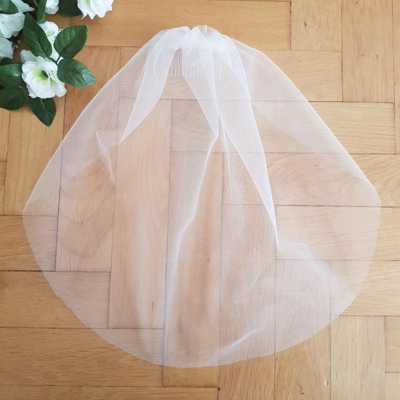FTY05 - 1 rétegű szegetlen Ekrü MINI menyasszonyi fátyol 30x50cm