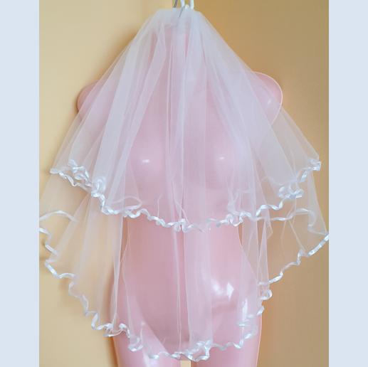 FTY83 - 2 rétegű hullámos szatén szélű Hófehér menyasszonyi fátyol 60-80x150cm