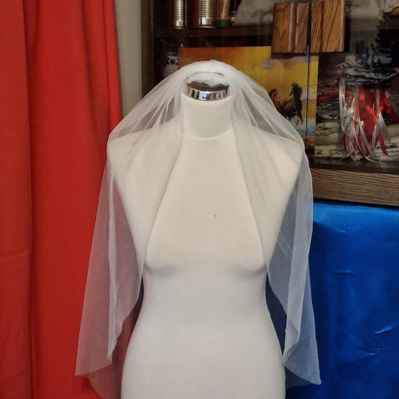 FTY147 - 1 rétegű szegetlen Ekrü menyasszonyi fátyol 78x120cm