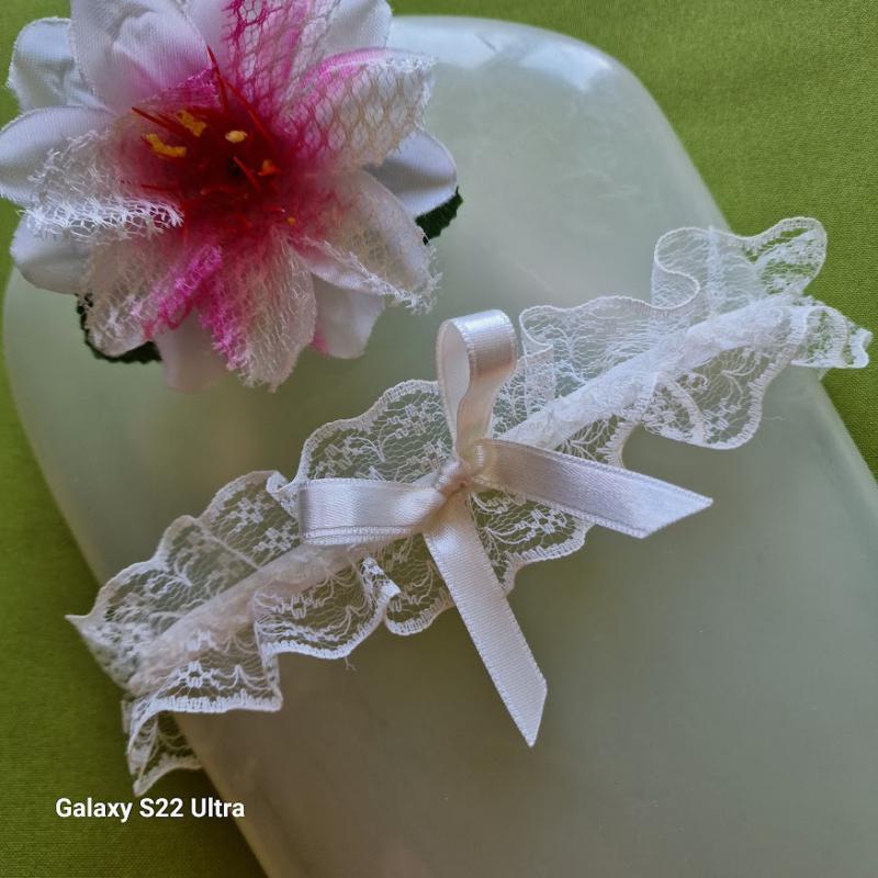 ESKÜVŐ HAK76 - 45mm-es ekrü színű csipke Harisnyakötő Combcsipke