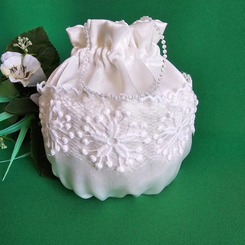 ESKÜVŐ MSZ15 - Ekrü Csipkés szatén menyasszonyi szütyő kistáska