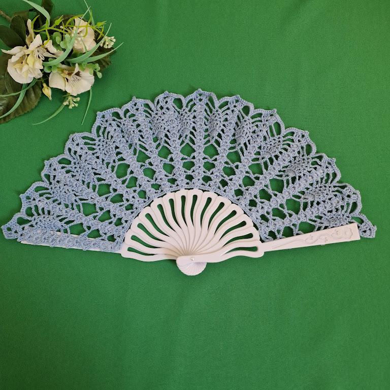 ESKÜVŐ ELE22 - Kék horgolt menyasszonyi csipke legyező