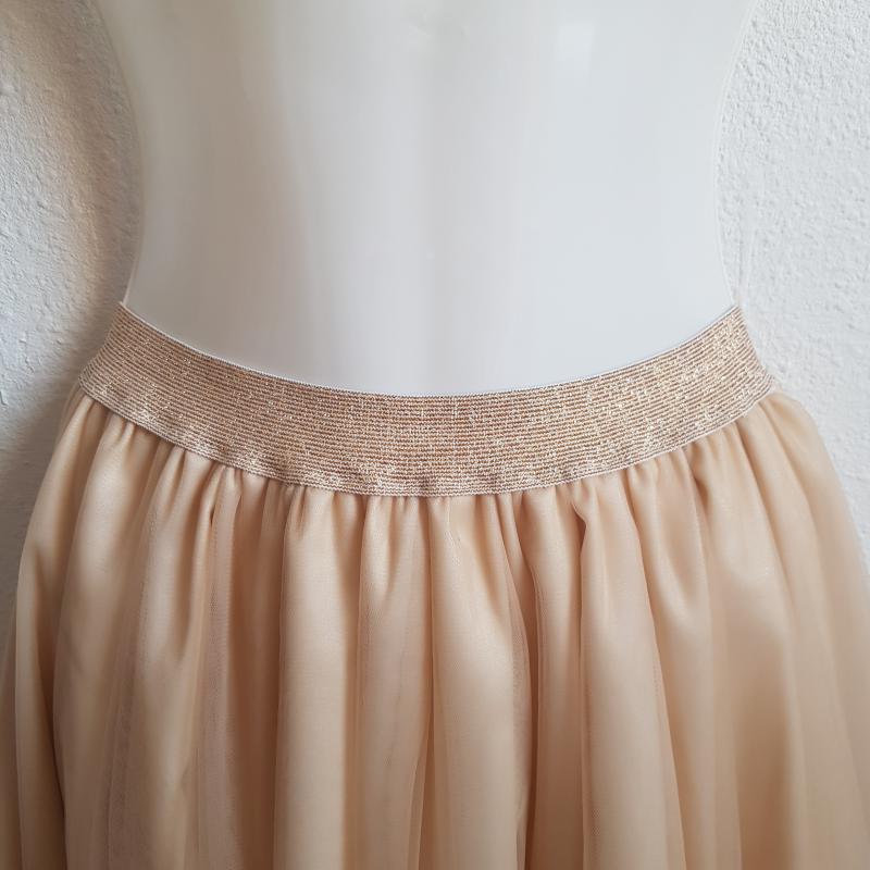 ESKÜVŐ ASZ36J – 5 rétegű arany maxi tüll szoknya csillogós derékkal