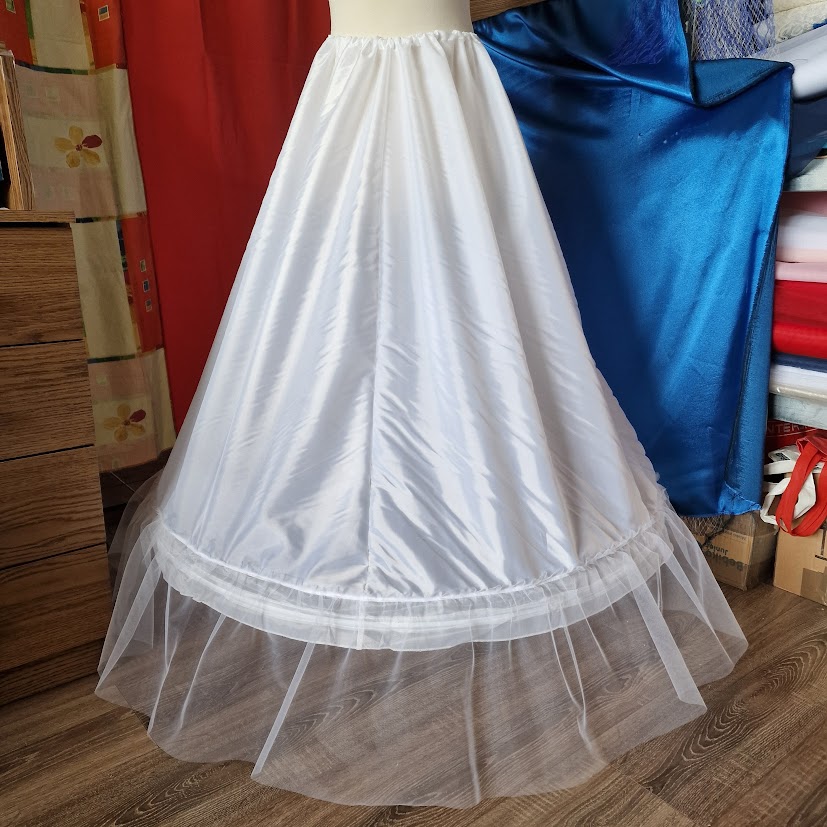 ESKÜVŐ ASZ70A -  kb-72cm-es 1 körös fodros fehér selyem menyasszonyi alsószoknya abroncs