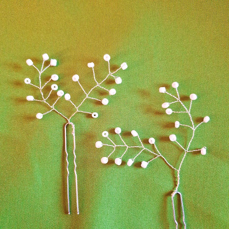 ESKÜVŐ HAD106 - 2 ágú fehér gyöngyös hajfésű hajdísz hajtű