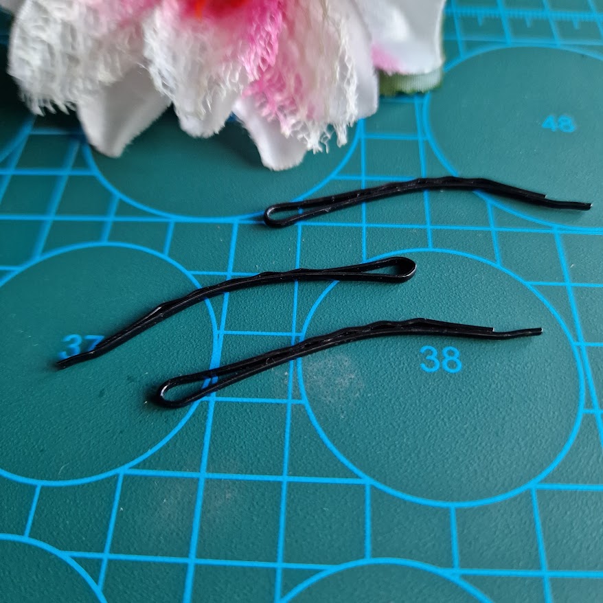 ESKÜVŐ HAD213 - 3db 52mm-es Hagyományos fekete ívelt hullámos csat