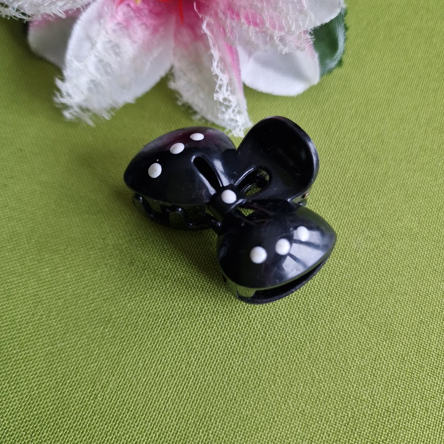 ESKÜVŐ HAD218 - Fehér pőttyös fekete harapós hajcsat