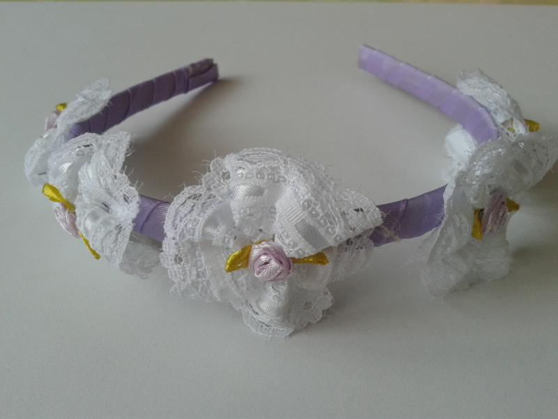 ESKÜVŐ HPT09 - Fehér csipke virágos levendula lila hajpánt hajráf