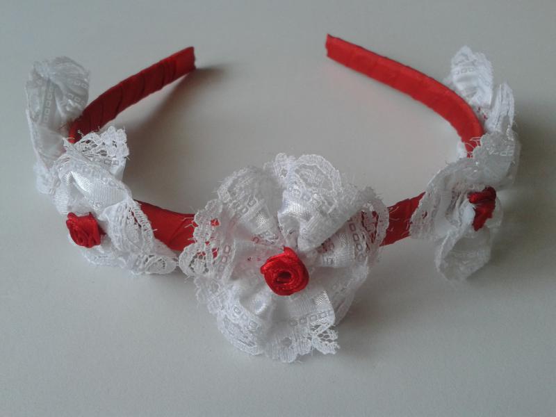 ESKÜVŐ HPT07 - Fehér csipke virágos piros hajpánt hajráf