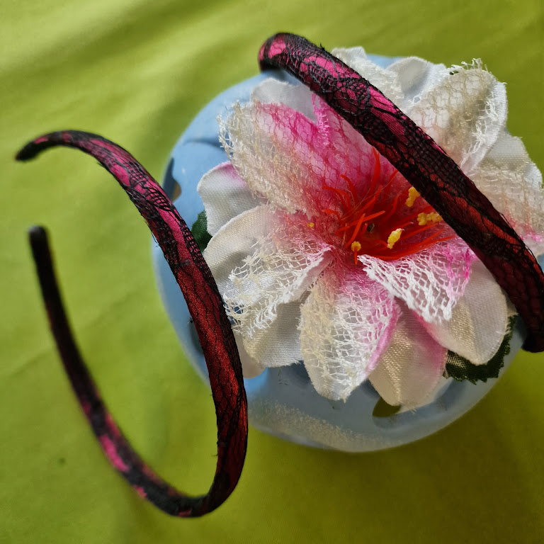 ESKÜVŐ HPT16 - Bordó szatén hajpánt fekete csipke bevonattal