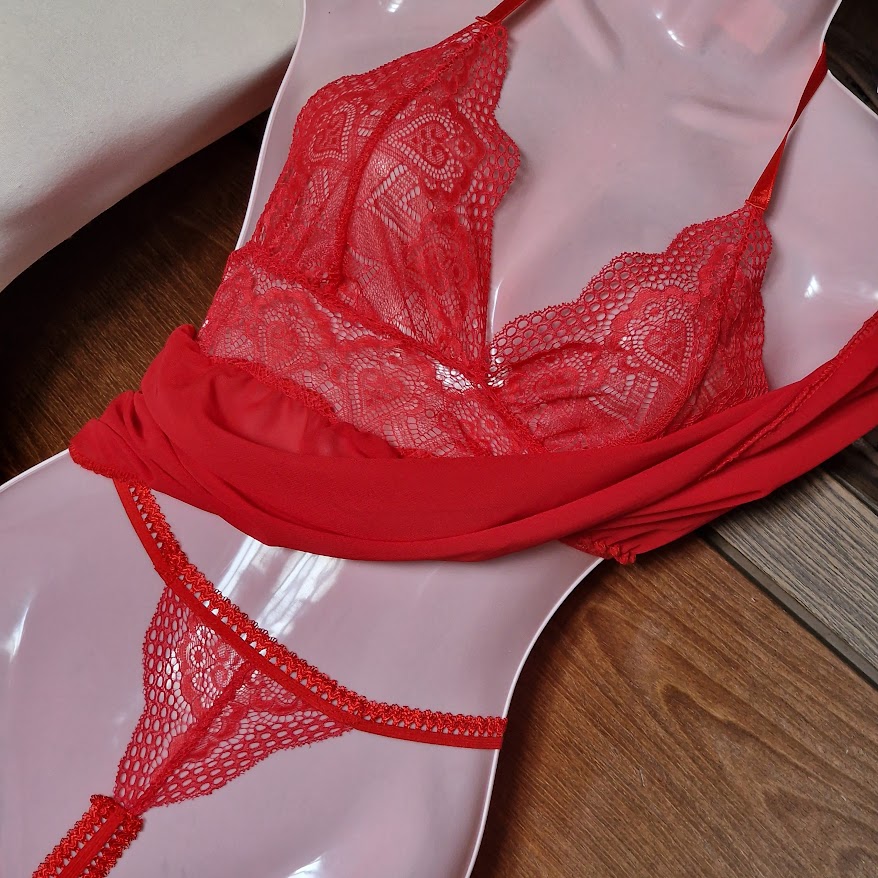 FEN129B - Női fehérnemű szett - Muszlin csipkés babydoll hálóing nyitott tangával