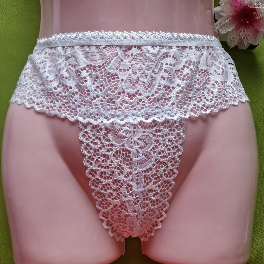 FEN109 - Női fehérnemű - Csipke bugyi - 2XS-3XL vagy 34-54