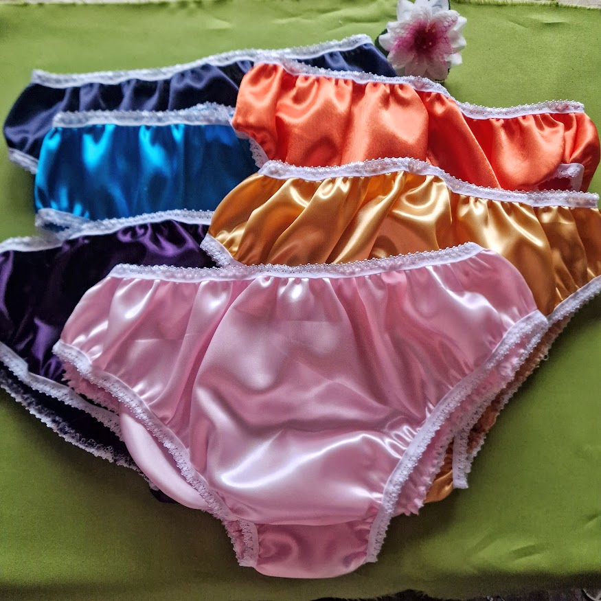 FEN48-8 - 6db Női fehérnemű - Hagyományos fazonú szatén bugyi