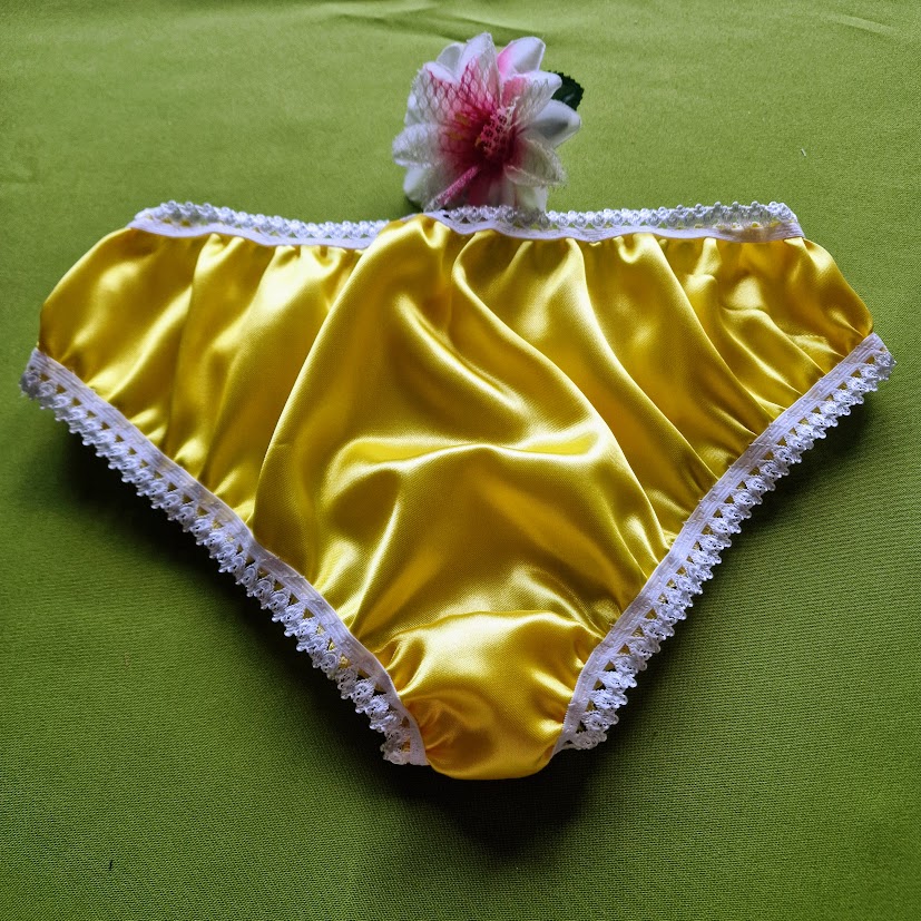 FEN068 - Brazil tanga szatén bugyi citromsárga-fehér