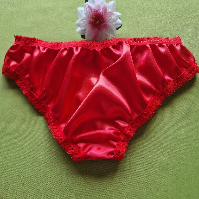 FEN066 - Brazil tanga szatén bugyi piros-piros