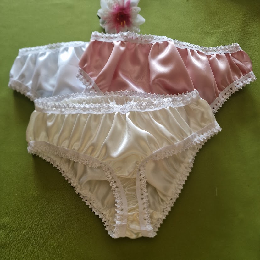 FEN70-1 - 3db Brazil tanga szatén bugyi - fehér ekrü rózsaszín