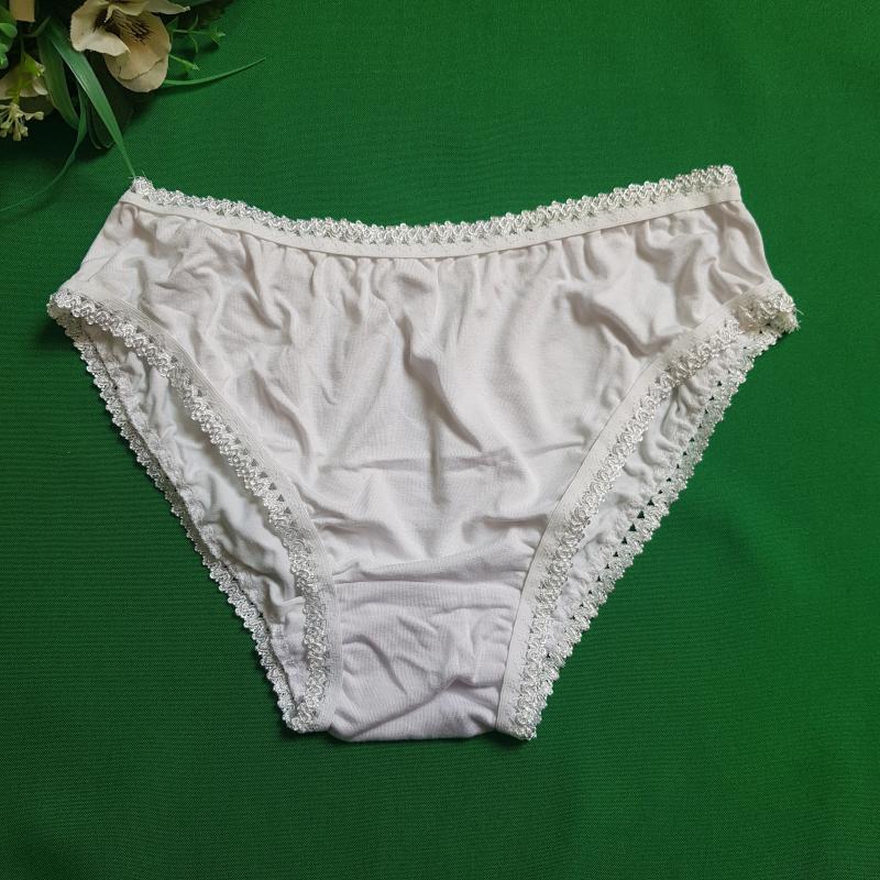 FEN46 - Női fehérnemű - Hagyományos fazonú egyszínű pamut bugyi 2XS-3XL 32-54