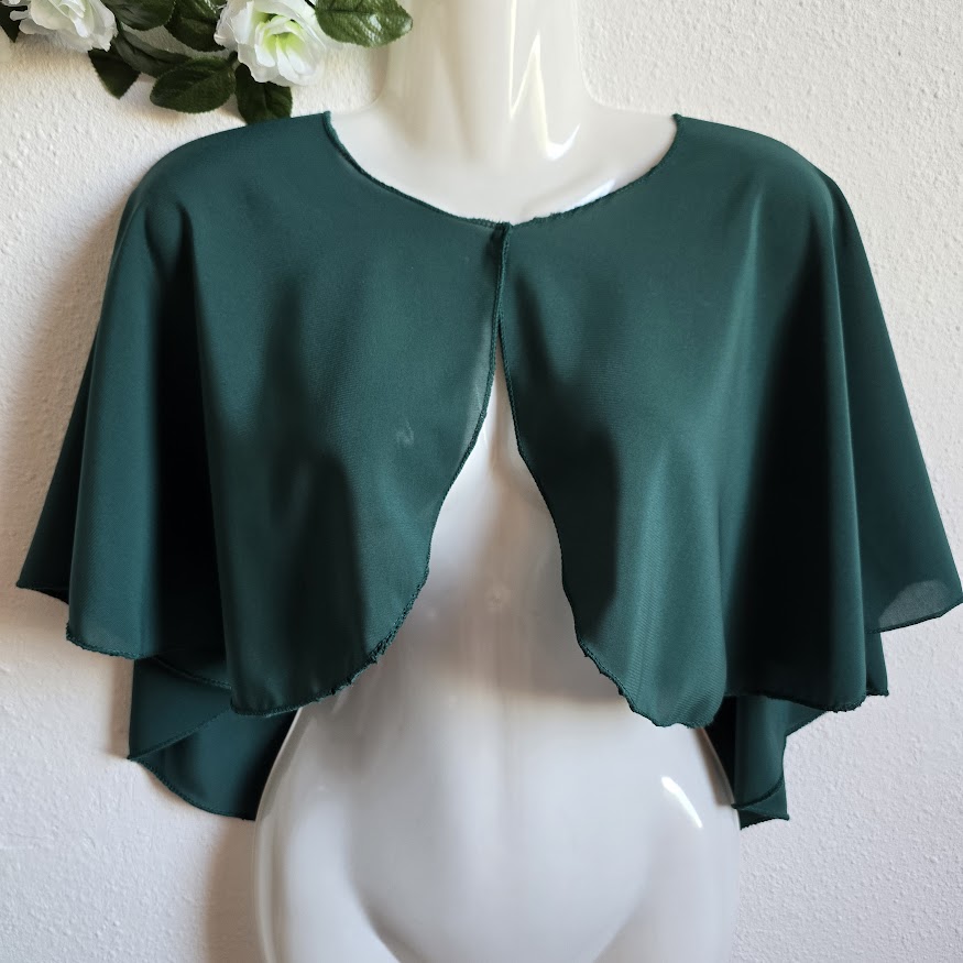 ESKÜVŐ BOL126B - Elegáns fenyőzöld színű szegett szélű muszlin boleró pelerin