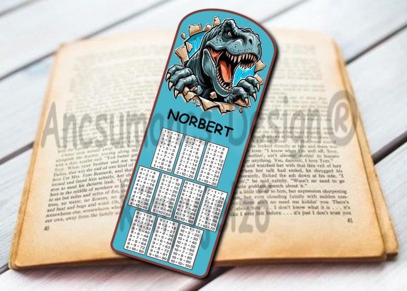 Szorzótáblás névre szóló Laminált Neves könyvjelző Dinoszaurusz 03